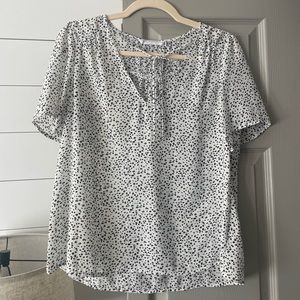 Ditzy cheetah print blouse tie detail